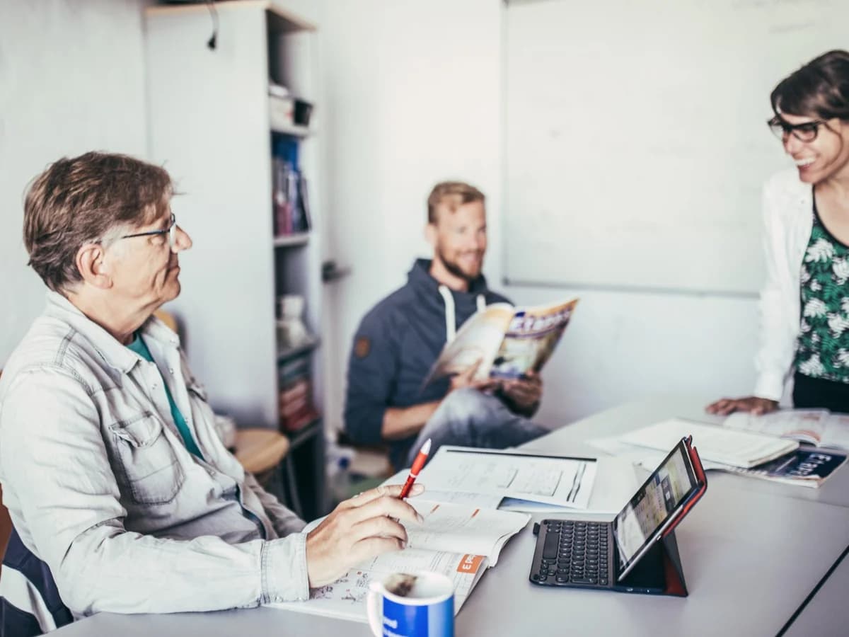 Escuela Hispalense surf camp