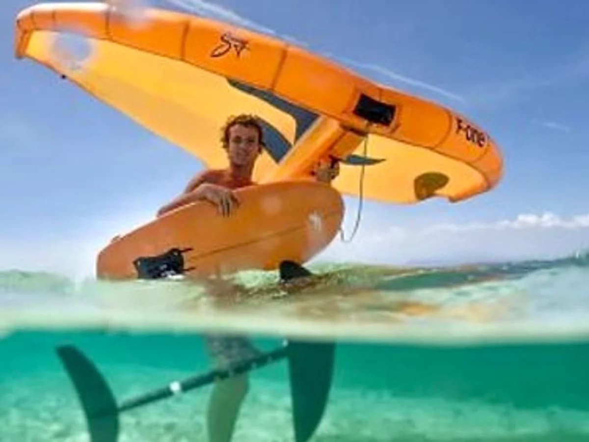 KS-Kitesurf-Wingfoil-Center-Denia surf camp