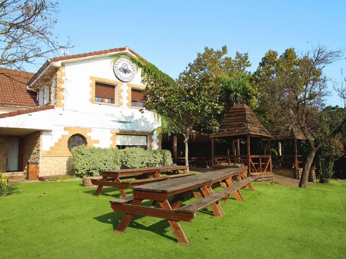 Latas Surf surf camp