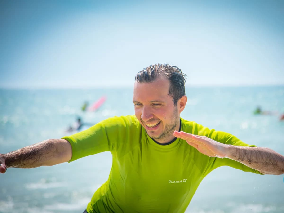 Le Bon Mot Tours | Language Travel surf camp