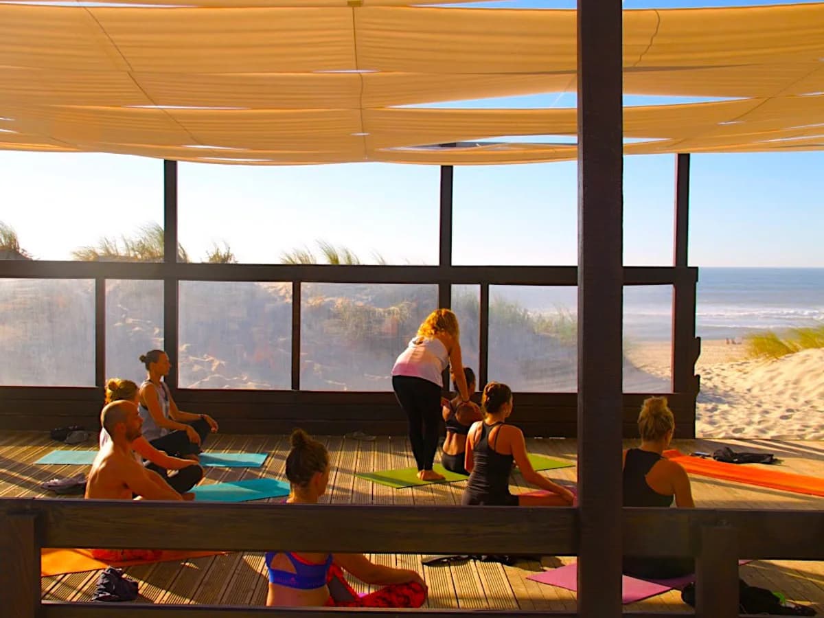 Mir Balans surf camp