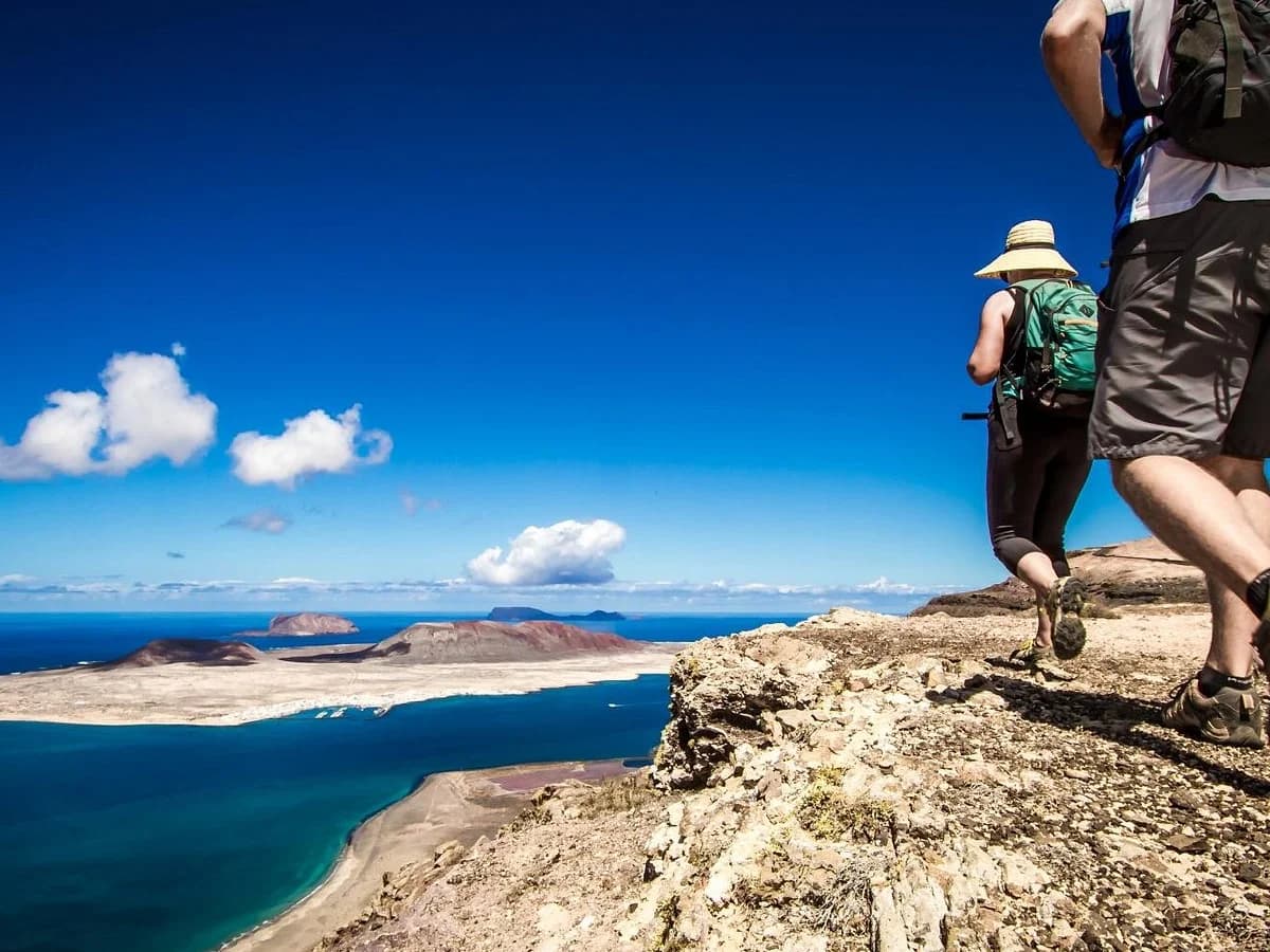 Momo Surf School surf camp