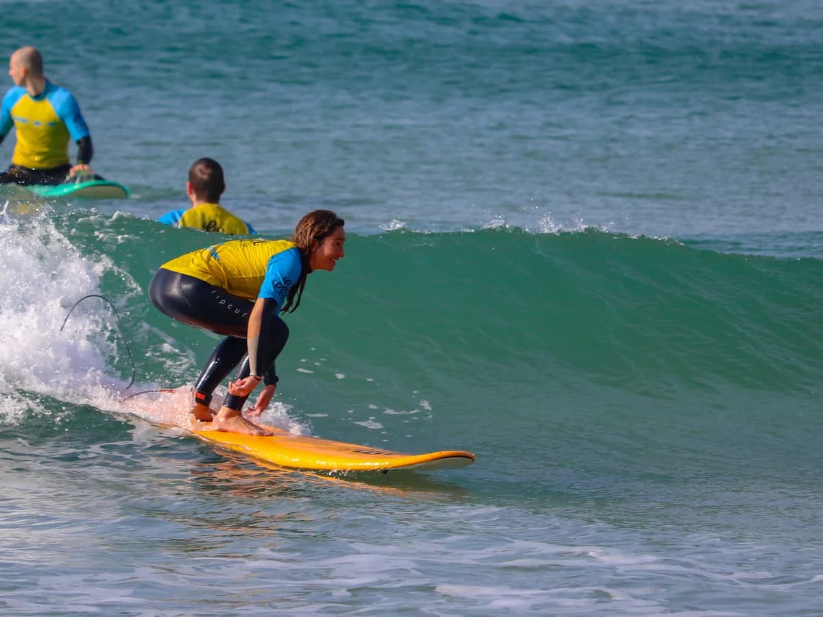 Surf Lisbon - House & School surf camp