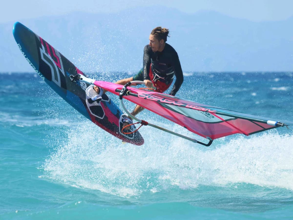 Surfers Paradise surf camp