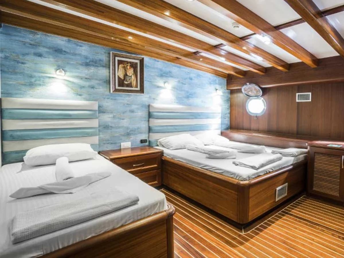 THE SUP WEEK surf camp