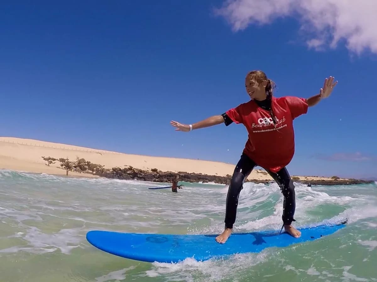 CBCM Boarder Club surf camp