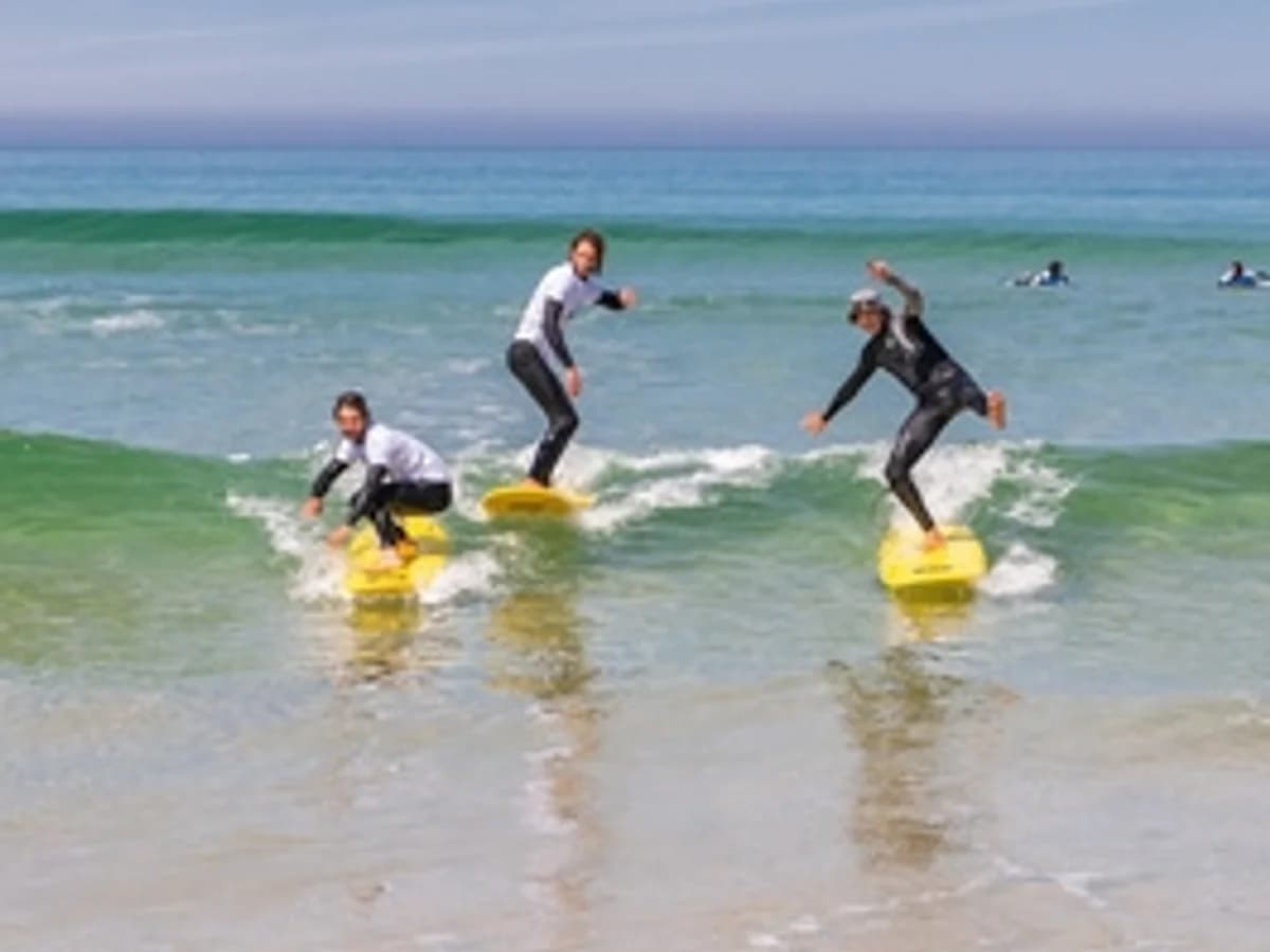 Monkey Surf surf camp