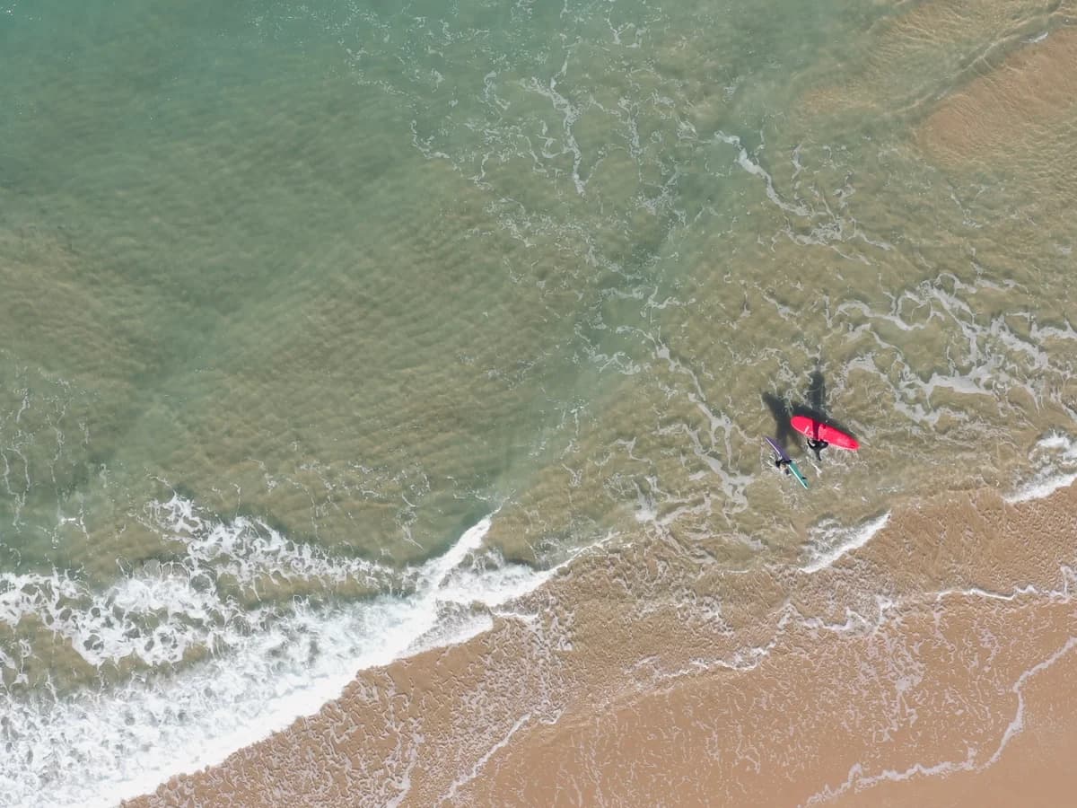 The Peak Surf House surf camp