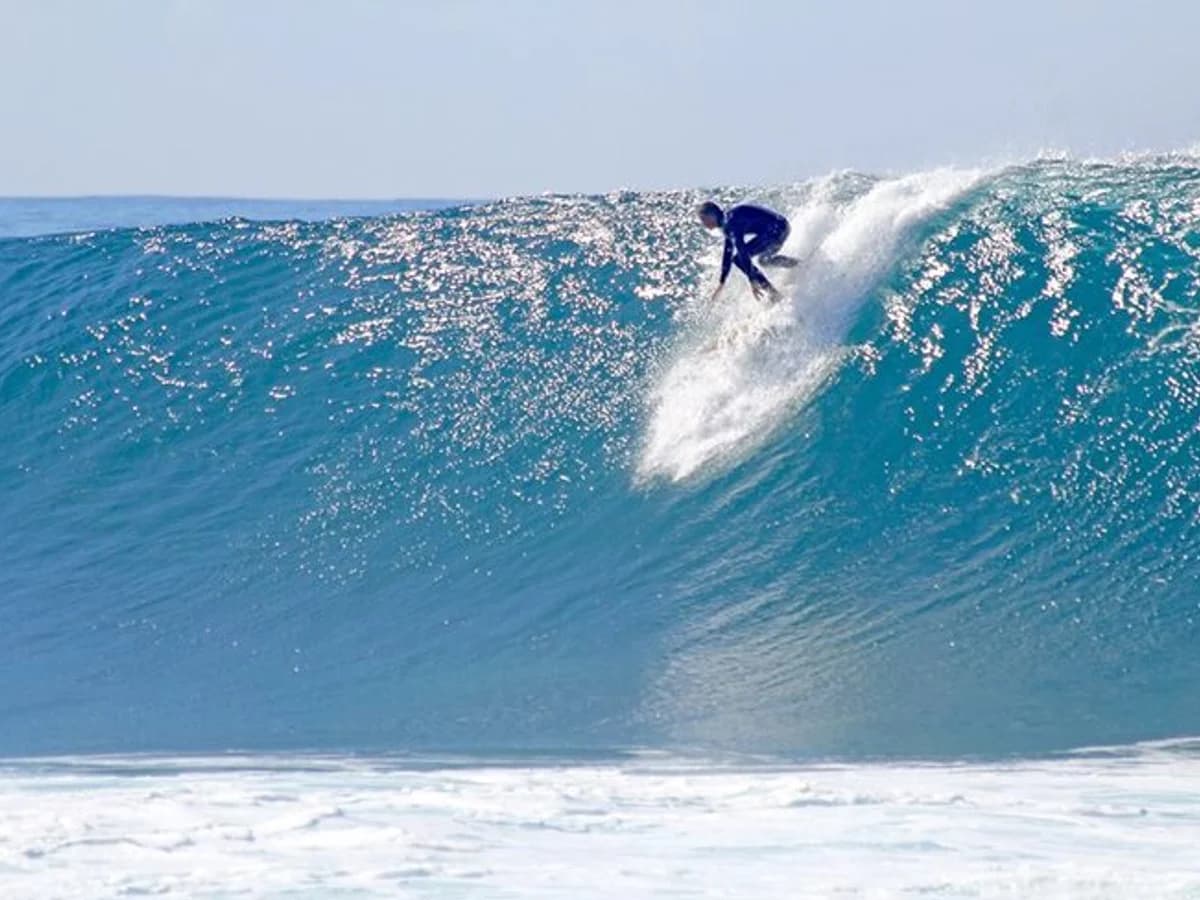 Umzumbe Surf House surf camp