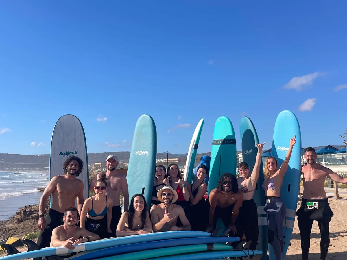 Wavy Days surf camp